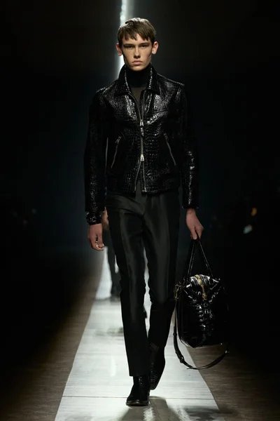 Look 51